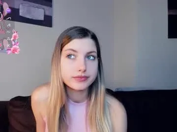 samueltompson — Goal: Suck my finger. My name is Jane im #18 and i am #shy and #new here. Also have #bigboobs and #blonde hairs  [10 tokens remaining]