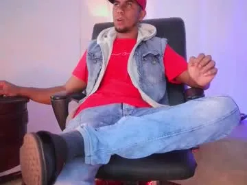 sander_ath — suck cock #cum #latino #feet #hairy #new [100 tokens remaining]
