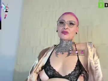 sandyrosee_ — Hi, I am very hot Use tip 10 * 55 * 111 to make requests and vibrate toy hard #lovense #mature #anal #tattoo #piercings