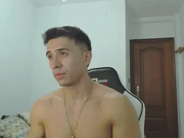 santi_39 — show hard and naked and big cum #muscle #new #bigcock #gay #bigass [709 tokens remaining]