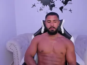 santiago_huntt — public cum show [1971 tokens remaining]
