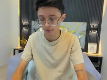 santiago_russo18 — GOAL: Get Naked [100 tokens remaining] Welcome to my room! #asian #cum #18 #skinny #shy