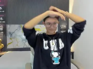 santiago_russo18 — GOAL: Get Naked [75 tokens remaining] Welcome to my room! #asian #cum #18 #skinny #lovense