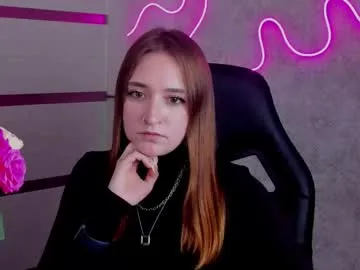 sara_rossse — Come up with a task  [3000 tokens left] Hi all ^--^  #new #18 #nonude #cute #shy #natural #skinny