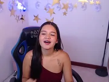 sarai_mv1 — GOAL: off top [100 tokens remaining] Hey! Welcome to my room #young #shy #smalltits #latina #cute