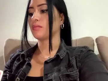 saris_lunaa — Freechat on Chaturbate