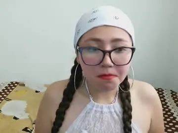 scarletnyx — Flash ass [50 tokens left] #young #new #latina #shy #smalltits