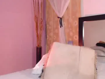 selene_gils — off panty + pussy   [25 tokens left] 