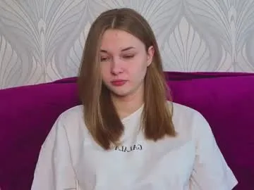 sharrimalagisi — Goal - look in my eyes too close - Truth or Dare! 30 for Truth and 60 for Dare #new #shy #teen #skinny #bigboobs [77 tokens remaining]