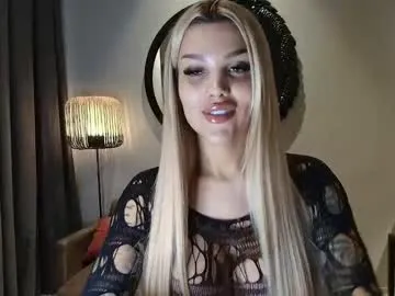 shayblonde — #letsgetnaughty - Goal: Blowjob tease+spit play [28 tokens left] #bigass #bigboobs #cum #squirt #anal