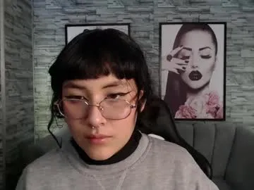 shizuko_b — GOAL: Consolador anal  1000 [1000 tokens remaining] Welcome to my room! #new #latina #teen #daddy #18