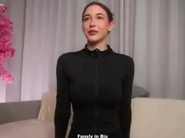 signehinz — MY GOAL: Show tongue Hey, I'm Eva. PVT OPEN  #bigboobs #bigass #18 #shy #cute [22 tokens remaining]