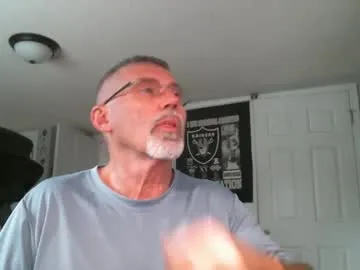 silver4raider — Freechat on Chaturbate