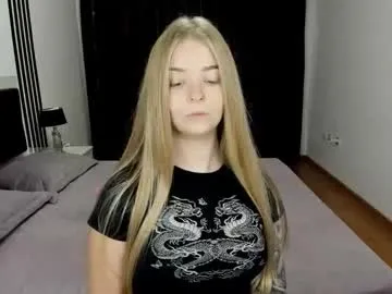 sirenabloom — toy control 15 minute whoever gives more will get the link #lovense #blonde #bigtits #feet #18 s  [678 tokens remaining]