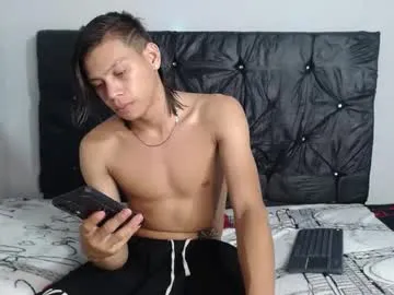 sirryant — #CUM #BIGCOCK #hairy #MASTER #FINDOM #NEW #FEET #LATINO #C2C (cum now [1000 tokens remaining]