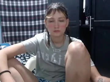 sophie_cutexx — #18 #young #pvt #feet