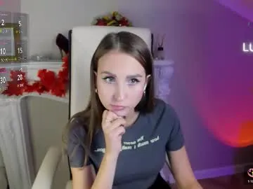 sophie_rocks — take off T-shirt [222 tokens left] smoke CIGARETTES  ! (NO VAPE!!)  #deepthroat #smoke #young #feet #daddy