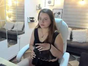 sophiee09_ — GOAL: Sexy Dance [196 tokens remaining] Welcome to my room! #feet #blonde #new #greeneyes #curvy