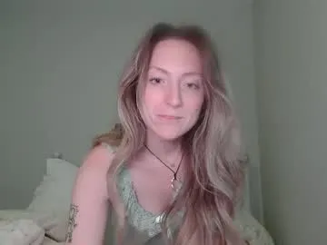 sp8cebunni99 — let's chat! goal: dress off ;) [750 tokens remaining] #new #young #bigboobs #natural