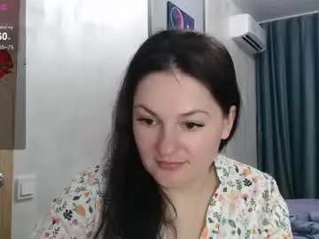 stacy_davise — FULL NAKED  #spit #feet #lovense #asmr #milf [175 tokens remaining]
