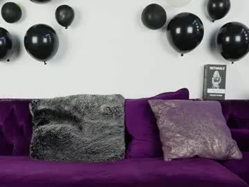 stacyquartz — PLAYTIME #latex #bdsm #fetish #submissive #fit
