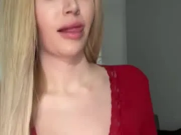 stellacummings — Panties off!! [772 tokens remaining]