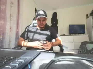 steven1832 — Freechat on Chaturbate
