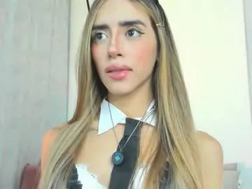 stormirusso — Blowjob [375 tokens left] #petite #latina #anal #squirt #blondie