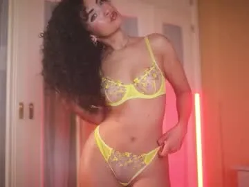 suzysuza — GOAL: Make me wet [555 tokens remaining] Lights Low, Voice Low, Heat High #teen #lovense #hot #cute #horny