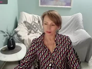 sweet_kitty5 — GOAL: Play with your hair [19 tokens remaining] Welcome to my room! #feet #cute #nonude #lovense #mature