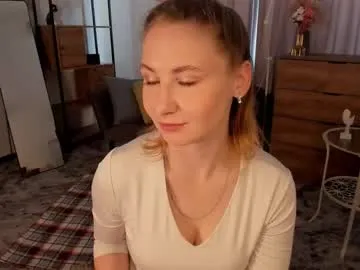 sweetiedrip — Look at my beautiful ass in leggings - Goal: striptease [50 tokens left] #lash #feet #natural #18 #cute