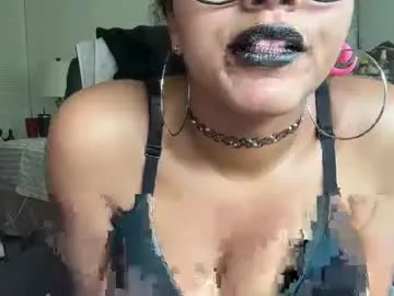 sxckadelilah — Delilah onna Beat #black #young #teen #18 #natural #chubby