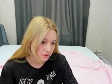 sylvia_ortiz — Make my nipples hard ^^ [30 tokens left] #smalltits #shy #blonde #bignipples #18