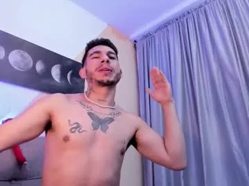 taylor_lewiis — Show my hole and Oil in buttocks  [86 tokens left] #New #Latino #Young #Bigdick #Anal