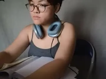 thatasiangirl__ — Learn French since no one actually believe  I can achieve B2 DELF #asian #asianbeauty #asiangoddess