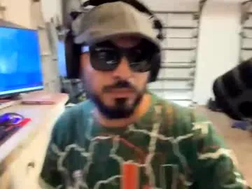 thatmiaguy — Live in Garage with Marty #chillvibe