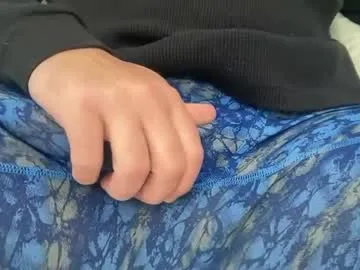 throwingawaylater1 — Freechat on Chaturbate