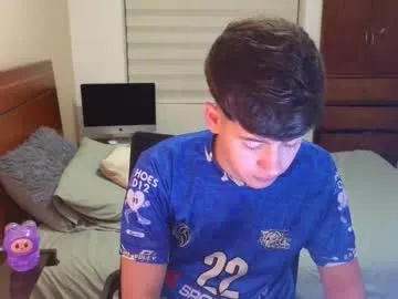 tightncuteass — Shirt off [80 tokens left] #new  #feet #anal #twink #18