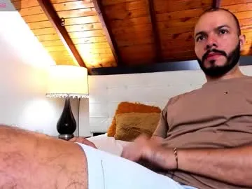tom_bailey_ — My goal is to take you to the maximum pleasure, we explode together [1525 tokens left] #bigcock #feet #hairy #lovense #master