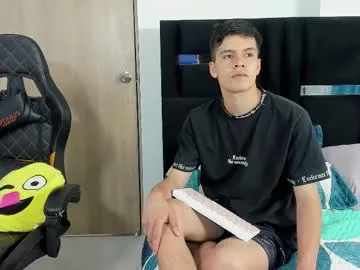tommy_carlos — Freechat on Chaturbate