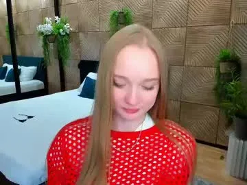 trapofemotions — GOAL: try to make me happy.  [777 tokens remaining] Find something that makes your heart sing and create your own music.  #shy #natural #cute #blonde #nonude