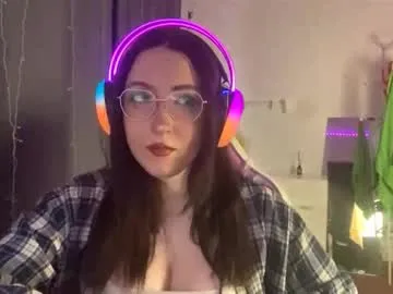 trudiesalcido — Goal:<I feel a bit shy... but I want to try my first soft dance for you> My name is Amelia  #new , new experience to me, hope it turns out well :3  #skinny #bigboobs #natural #shy [28 tokens remaining]