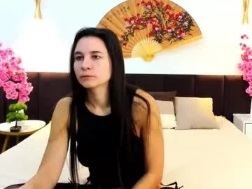 twinkletune — Show ass close up [62 tokens left] My First Day #new #natural #bigass #teen # #tease