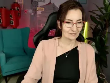 unatera — GOAL: my first stream here [22 tokens remaining] My first stream #new #skinny #nonude #milf #dirtytalk