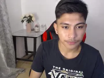 urcuteguy_jhonx — Hi im new here! help me to reach my goal let me surprise you let's cum l #asian #bigcock #feet #muscle #straight [2000 tokens remaining] [1979 tokens remaining]