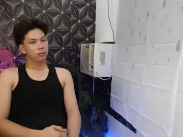 ursweet_jade — LOOKING FOR DADDY!!__ #asian #cum #18 #young #new #dominant [1000 tokens remaining]