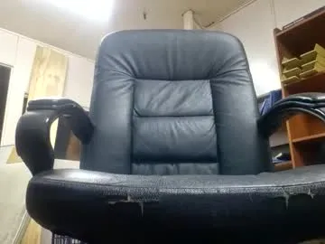 useme975 — Freechat on Chaturbate