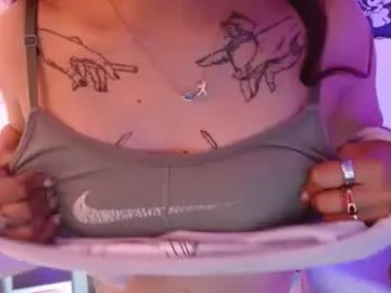 vanilla_bab3 — Oil my pregnant belly // ONE WEEK LEFT  [95 tokens left]  #milk #bigpussylips #french #hairy #pregnant