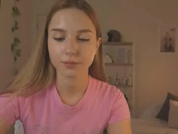 vegas_v — Cream on my ass + slap ass 10 min  #18 #squirt #lovense #natural #teen [362 tokens remaining]
