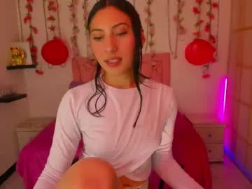 venus_latin_01 — GOAL: squirt [653 tokens remaining] I will fulfill all your fantasies #squirt #smoke #skinny #young #mistress